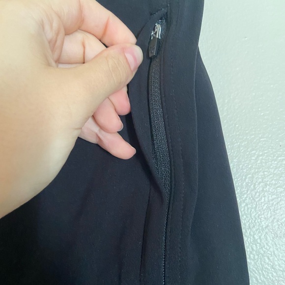 🇨🇦 TNA Active Workout Shorts 2.5" - Picture 2 of 4